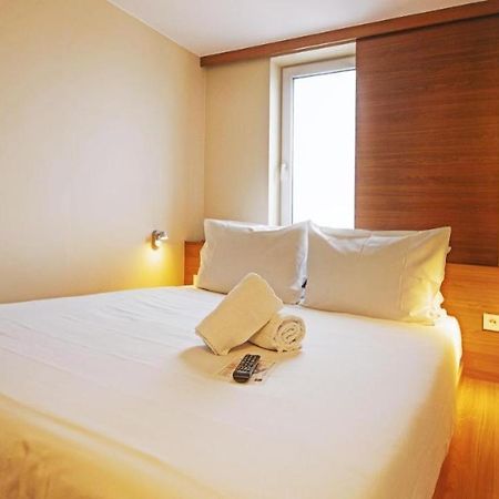 Hotel Duesseldorfer Hof フランクフルト エクステリア 写真